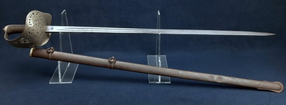 British Boer War Patent Solid Hilt Sword, Lt Claud DArcy Cayley, Middlesex Regt 2